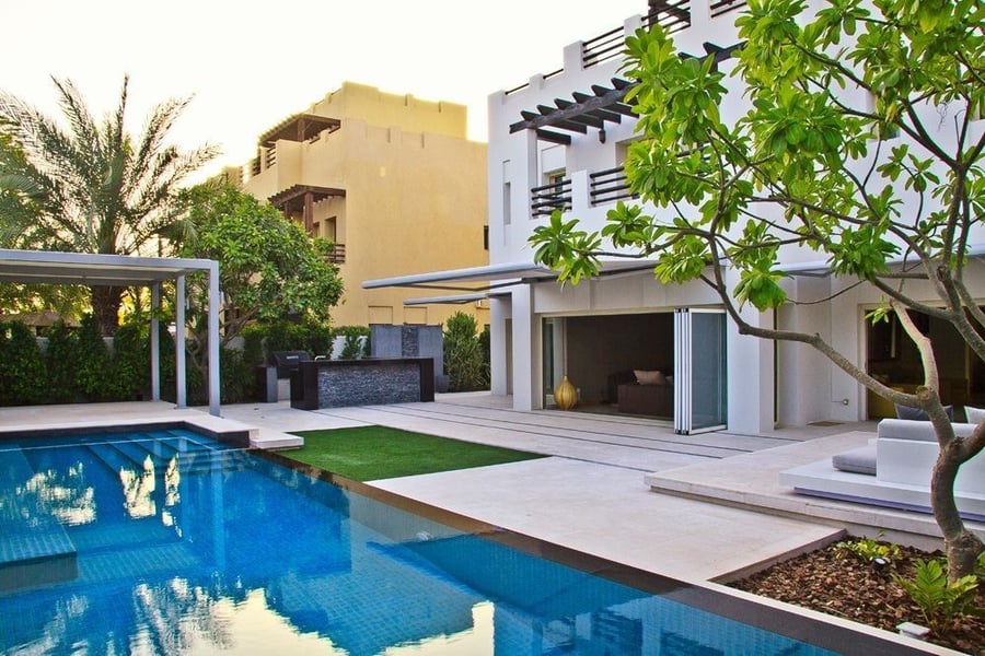 3f4cee93e8cf26f11312b8b6df0a2b7403fb39dfb854f2709502d024550c6e55