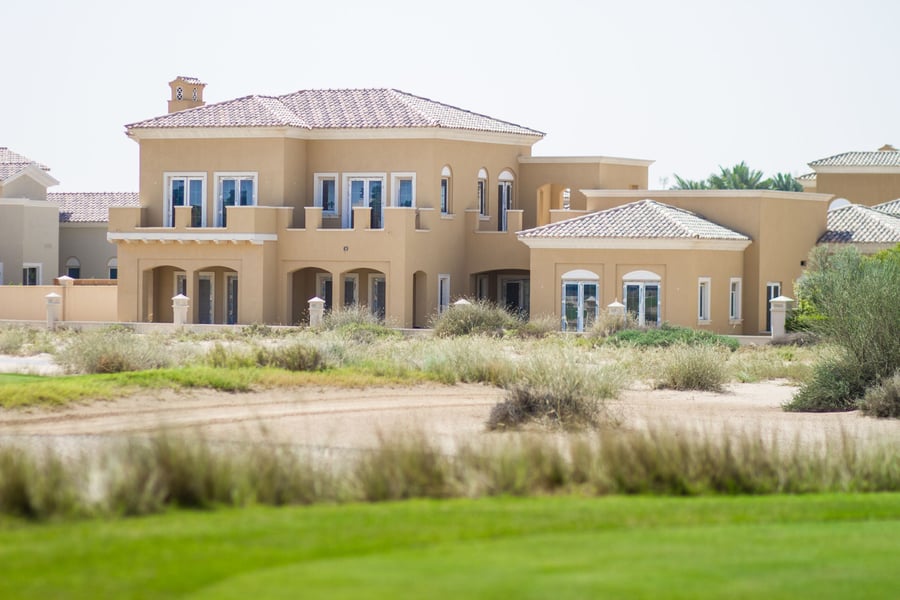 The best areas to live in Dubai for expats - Arabian Ranches 