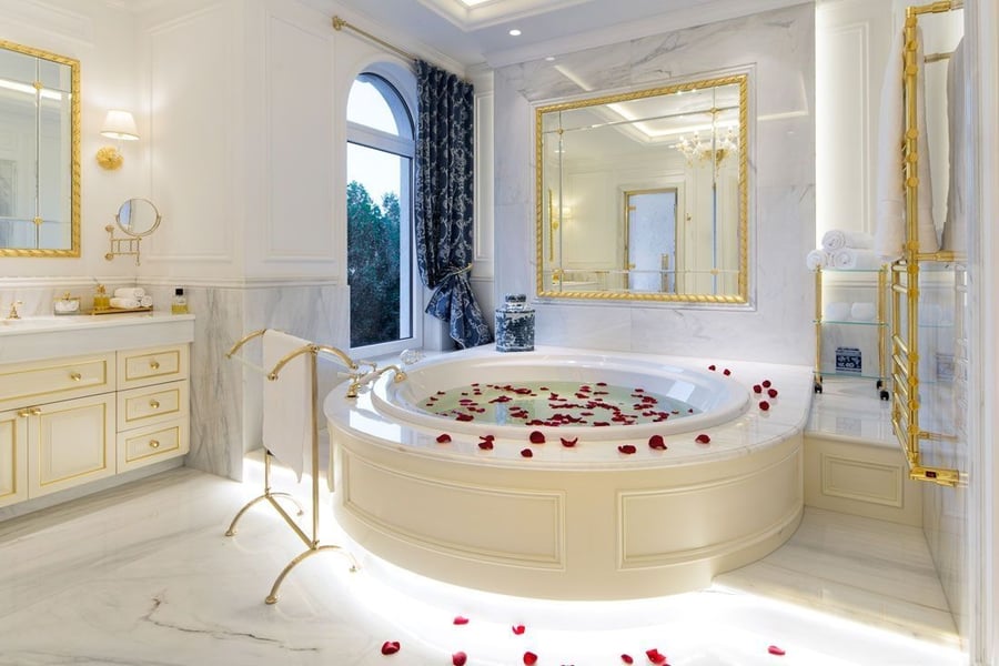 Inviting and leisurely baths tailored for introspection