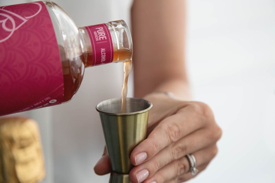 Pour summer mocktail