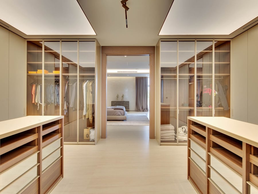 Emirates Hills villa master