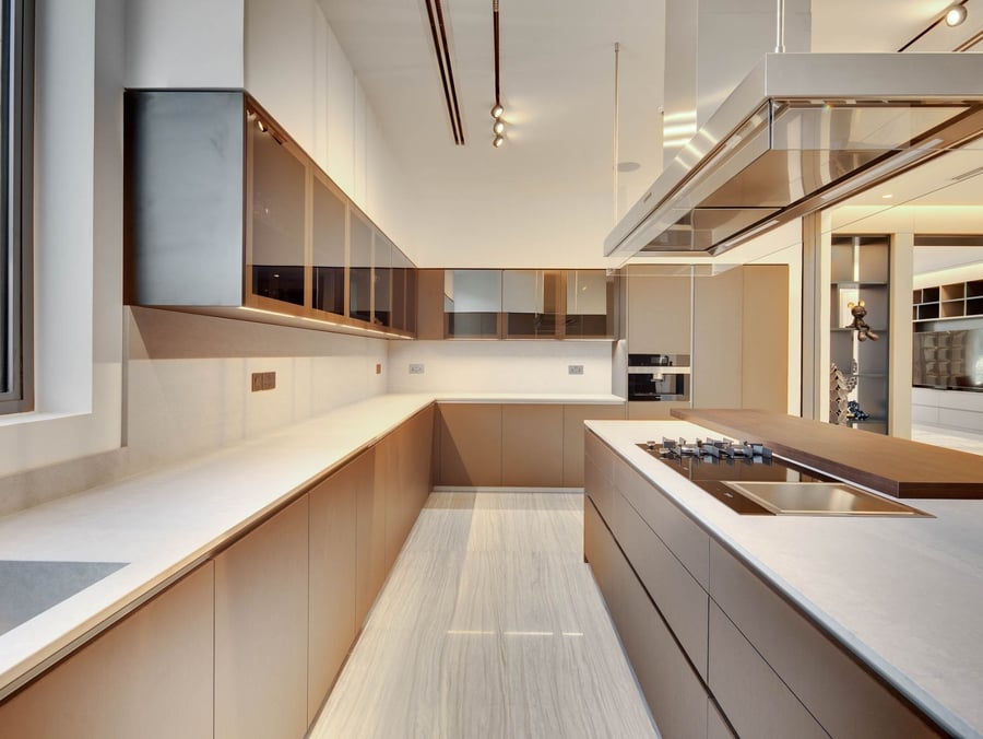 Emirates Hills villa kitchen